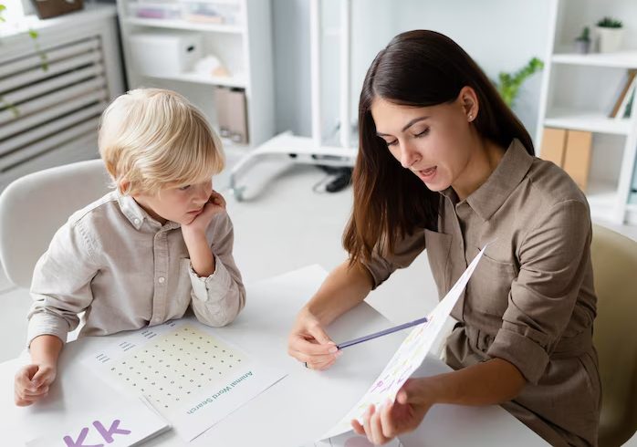 understanding communication issues in autistic children